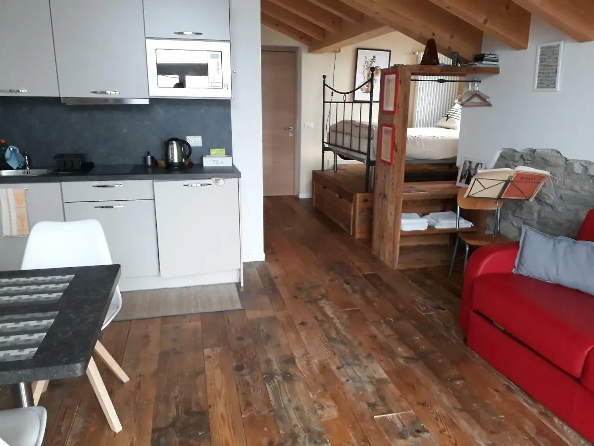 Foresteria B&B Vecchiascuola Pianazzola Chiavenna 0*,