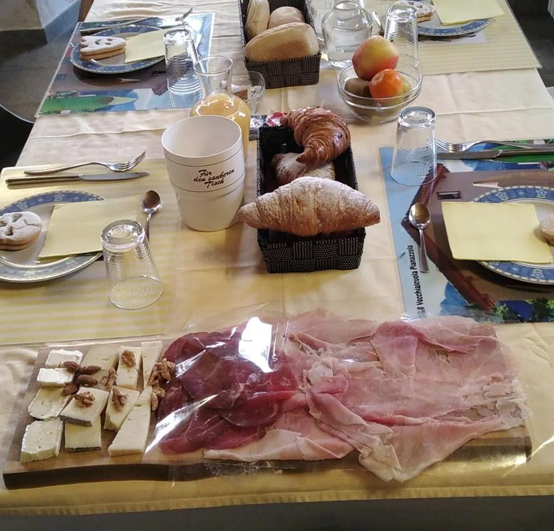 Foresteria B&B Vecchiascuola Pianazzola Chiavenna 0*,